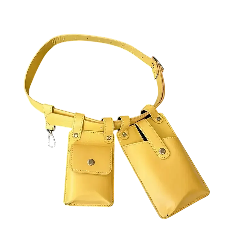 Sacoche Banane Jaune moutarde en cuir synthétique avec tirette dorée, double proche de rangement et sangle à boucle.